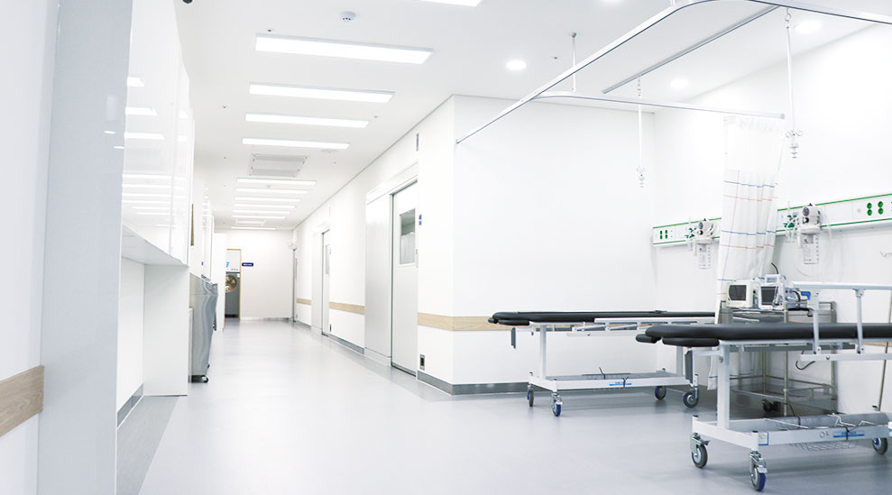 인본병원 부천상동점 수술실 복도 입니다.