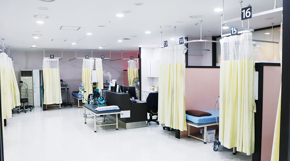 인본병원 부천상동점 물리치료실 입니다.