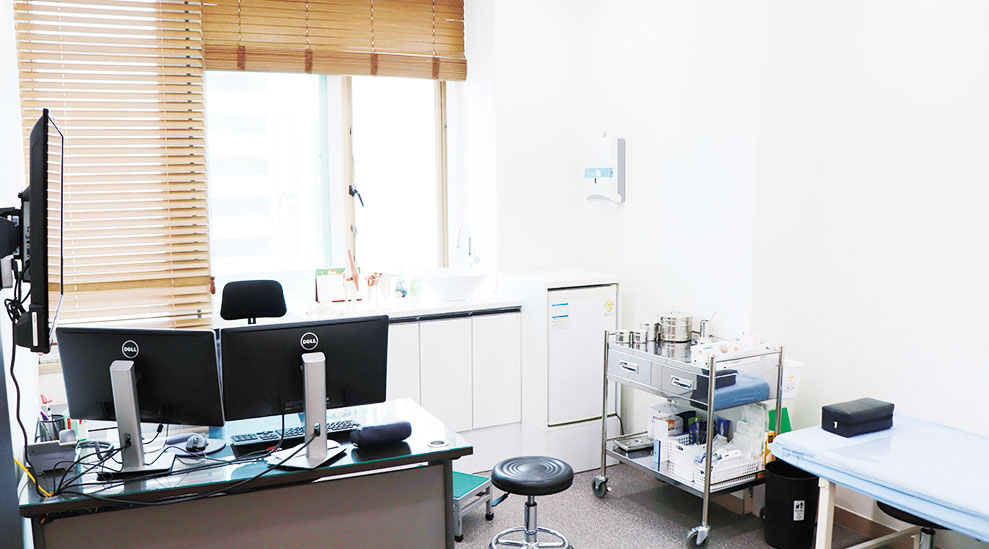 인본병원 부천상동점 진료실 입니다.